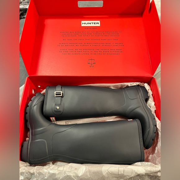 NEW never used, original authentic Hunter Boots, size 6, NAVY - Picture 2 of 5